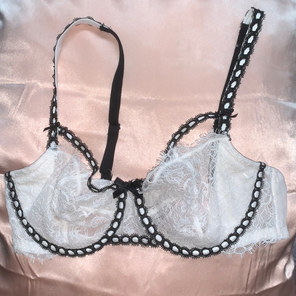 VS DREAM ANGELS 🖤